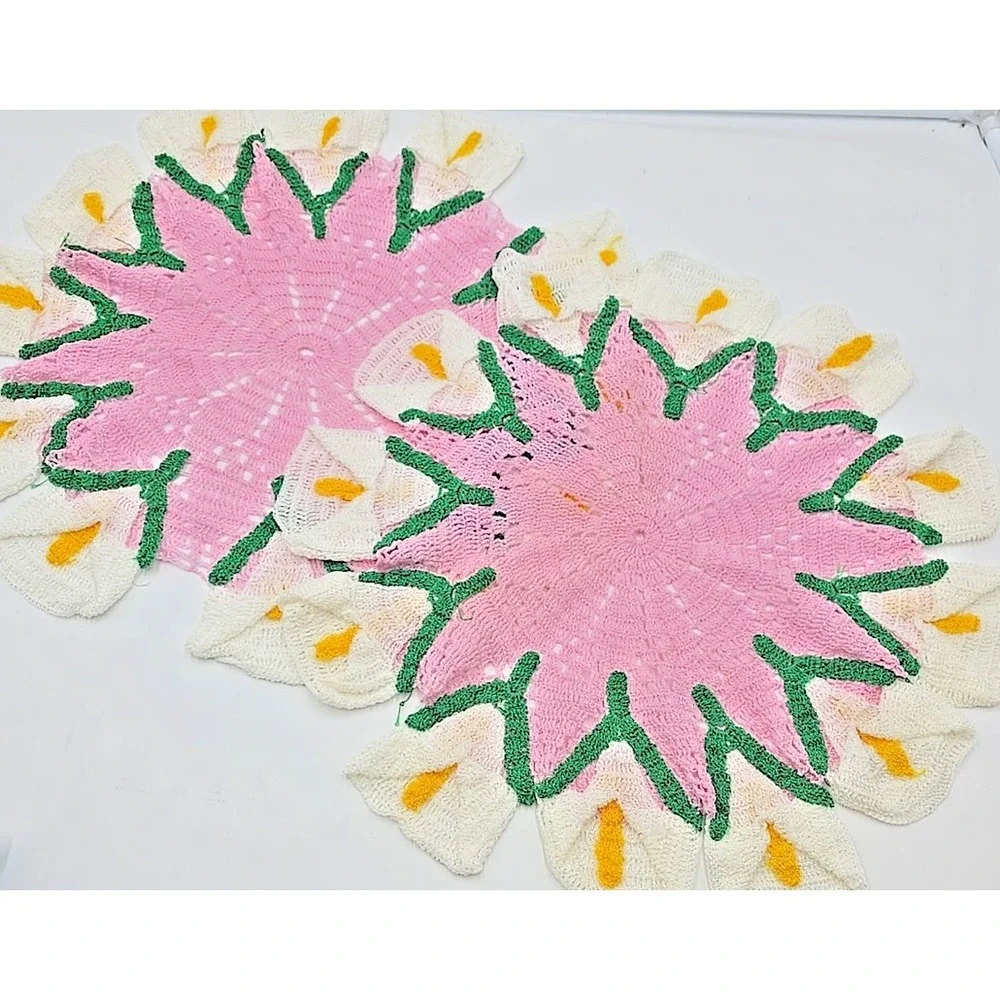 2 Handmade Crochet‎ Flower Cottagecore Starburst Vintage 1950s Doilies